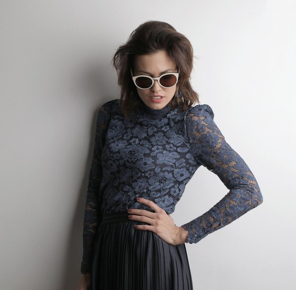 Plongez dans l'univers des parfums qiwa : senteurs et qualité